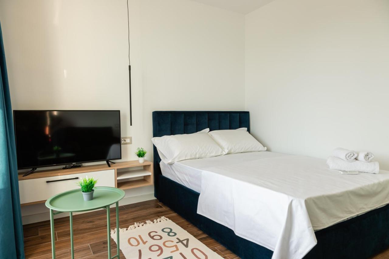 Prime Location Studio In Tirana Buitenkant foto